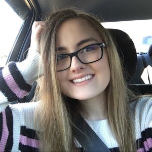 Meet your Posher, Bailey